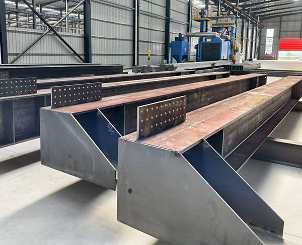 钢结构 ​پولات قۇرۇلما​