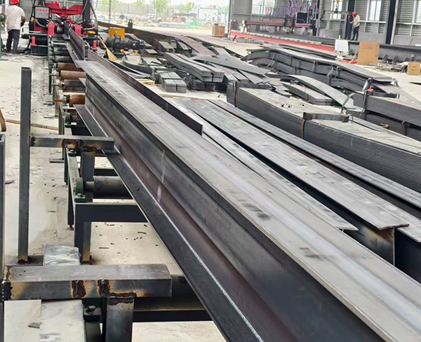 钢结构 ​پولات قۇرۇلما​