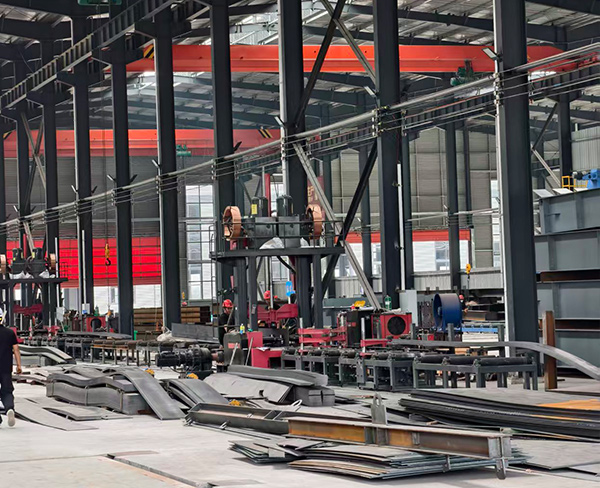 钢结构 ​پولات قۇرۇلما​